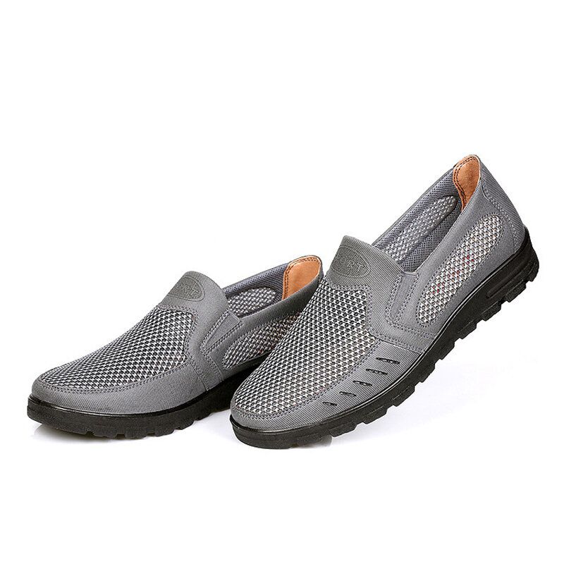 Mężczyźni Mesh Oddychająca Hollow Out Antypoślizgowa Miękka Podeszwa Slip On Casual Buty