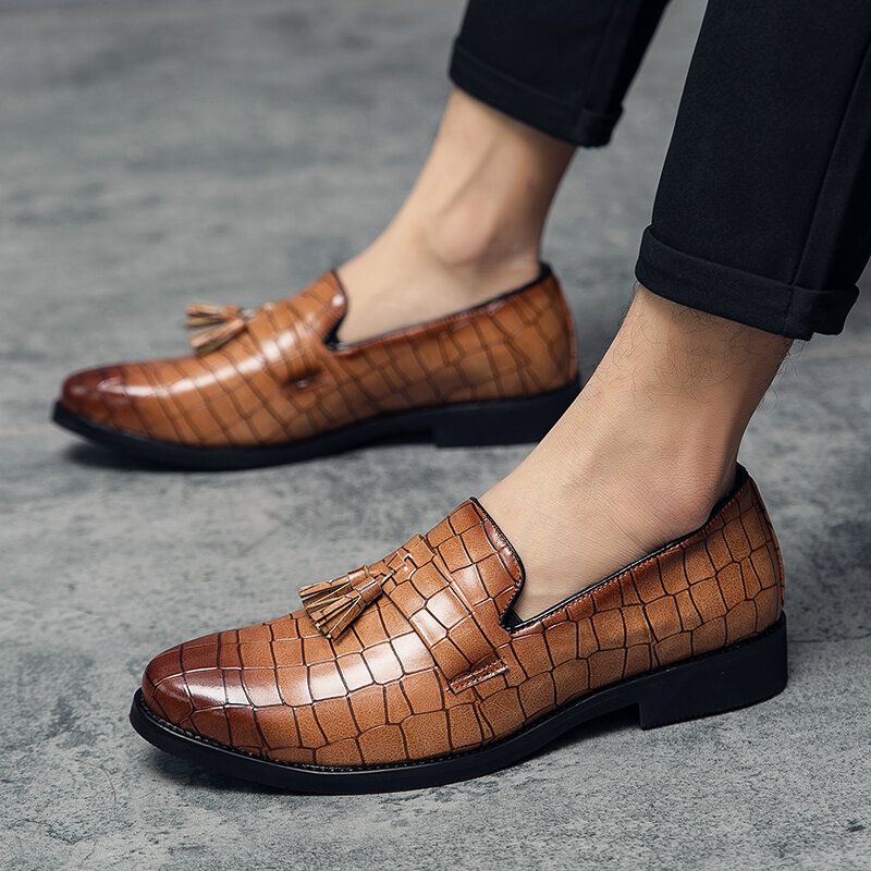 Mężczyźni Skórzana Oddychająca Miękka Podeszwa Retro Ziarno Krokodyla Slip On Casual Buty