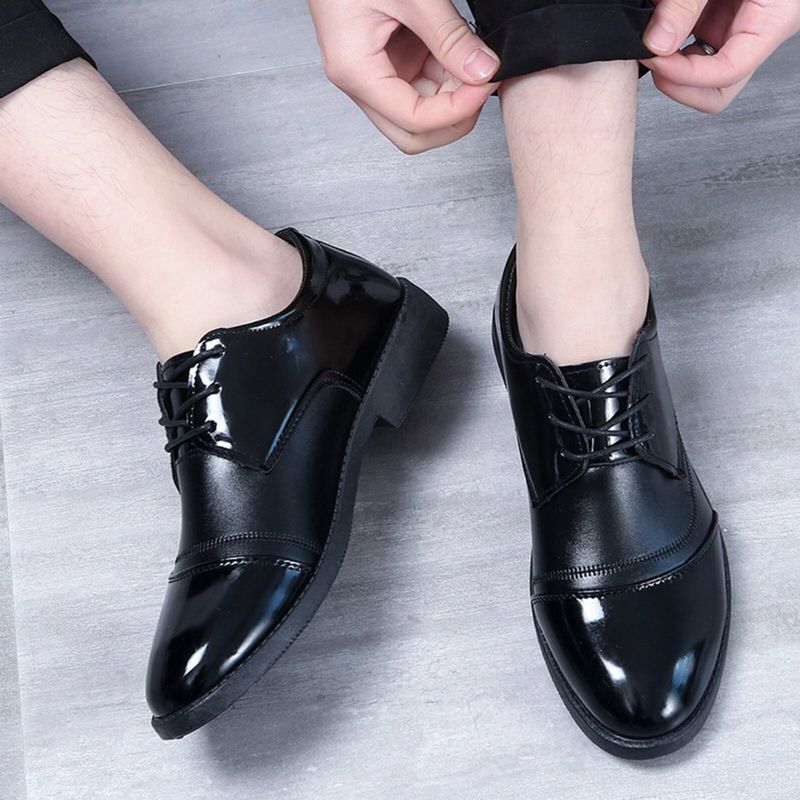 Mężczyźni Cap Toe Pointed Toe Sznurowane Business Casual Buty