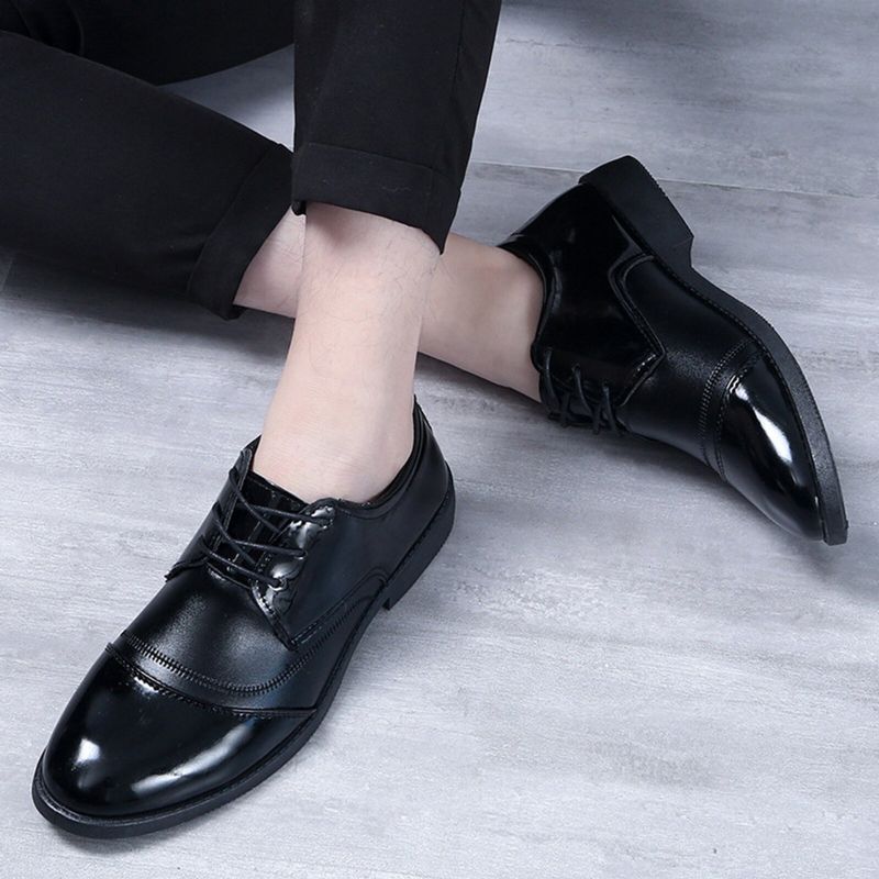 Mężczyźni Cap Toe Pointed Toe Sznurowane Business Casual Buty