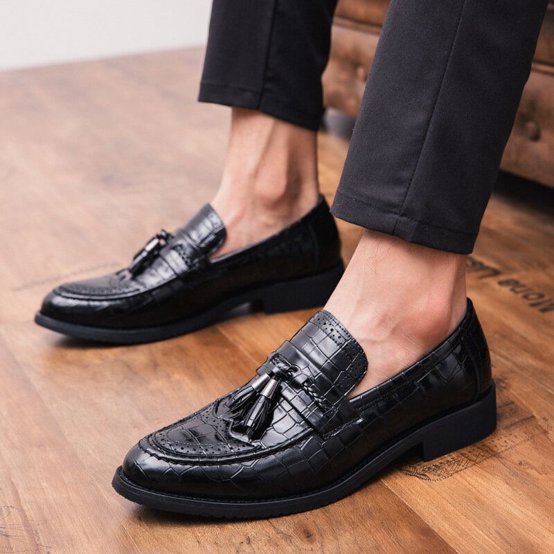 Męskie Skórzane Oddychające Szpiczasty Nosek Miękka Podeszwa Vintage Tassel Casual Business Buty