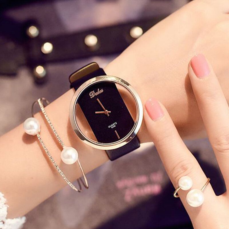 2 Szt/zestaw Pu Alloy Damskie Casual Watch Ozdobiony Wskaźnikiem Hollow Quartz Watch Bransoletka