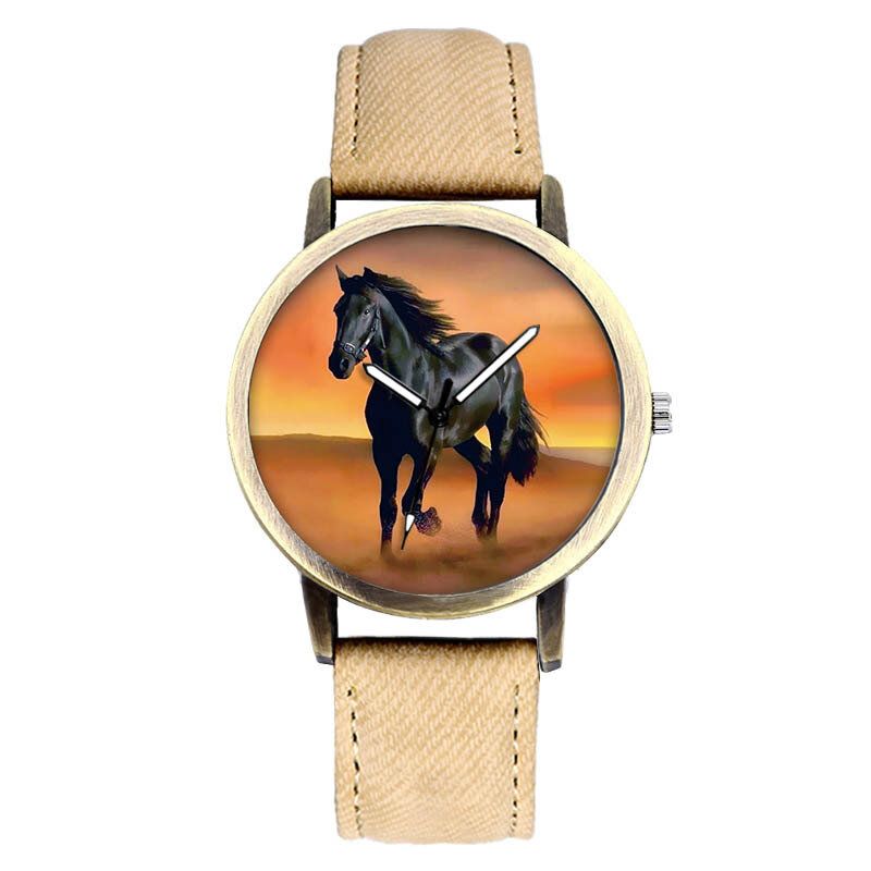 Casual Black Horse Desert Dial Cały Mecz Denim Strap Męskie Zegarek Kwarcowy Na Rękę