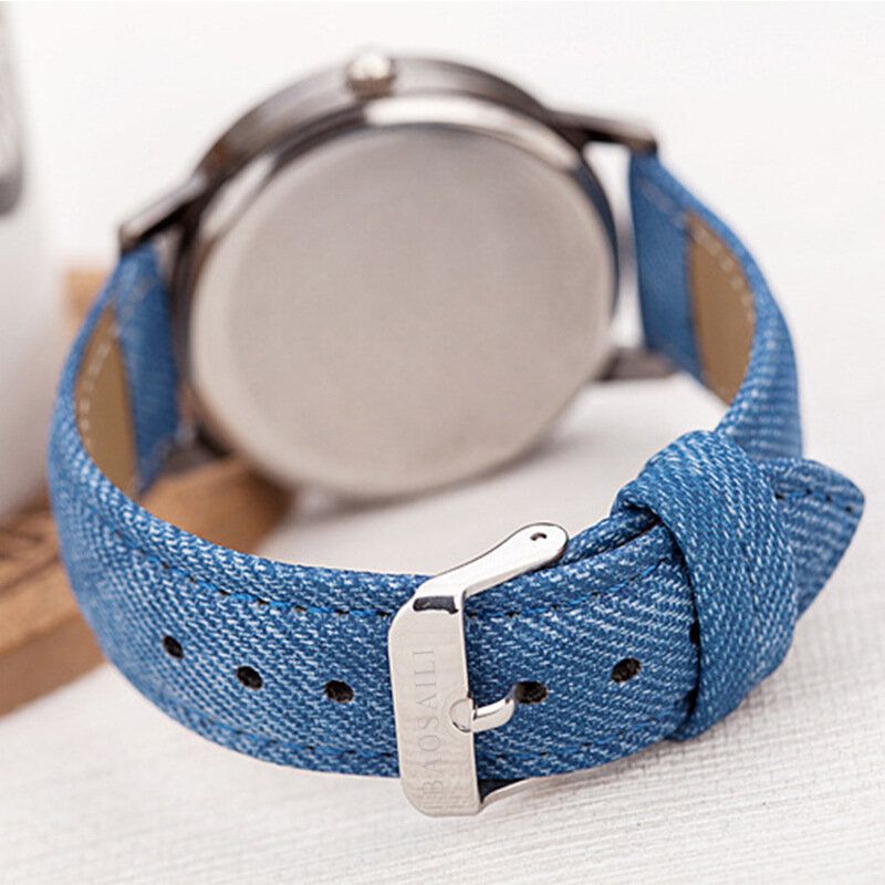 Casual Black Horse Desert Dial Cały Mecz Denim Strap Męskie Zegarek Kwarcowy Na Rękę