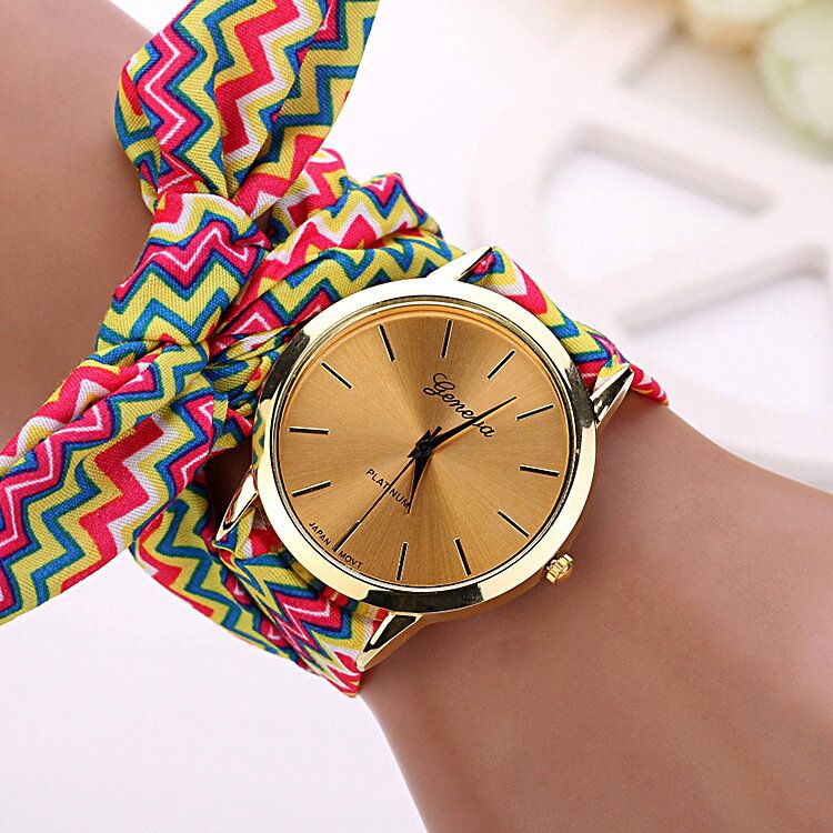 Fashion Chic Big Dial Striped Cloth Strap Damskie Kwarcowy Zegarek Na Rękę