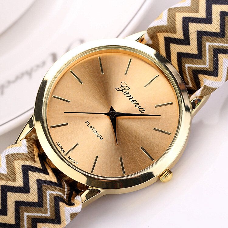 Fashion Chic Big Dial Striped Cloth Strap Damskie Kwarcowy Zegarek Na Rękę