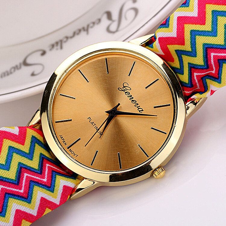 Fashion Chic Big Dial Striped Cloth Strap Damskie Kwarcowy Zegarek Na Rękę