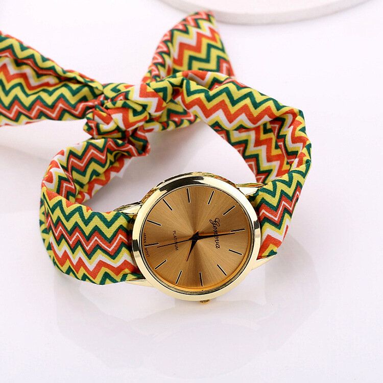 Fashion Chic Big Dial Striped Cloth Strap Damskie Kwarcowy Zegarek Na Rękę