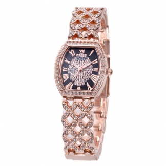 Fashion Light Luxury Hollow Diamond Damskie Quartz Watch